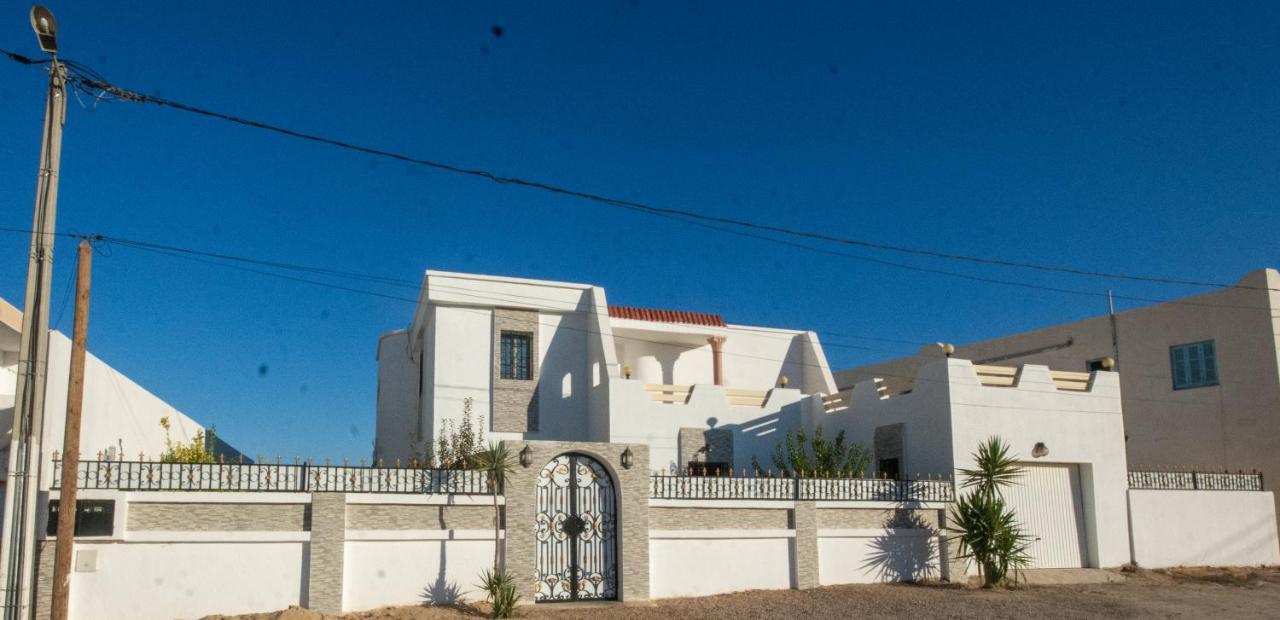 Villa Meublee Avec Piscine Et Abri De Voiture Erriadh Εξωτερικό φωτογραφία