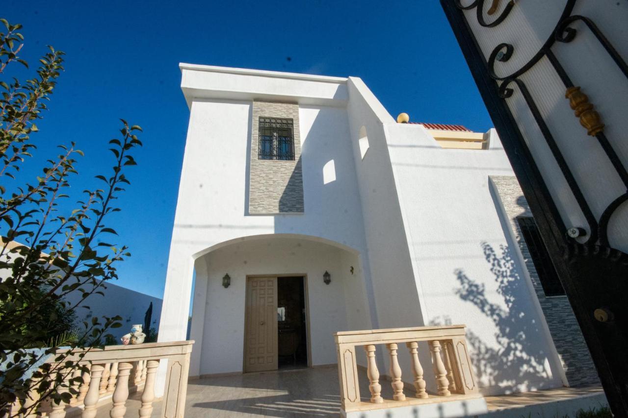 Villa Meublee Avec Piscine Et Abri De Voiture Erriadh Εξωτερικό φωτογραφία